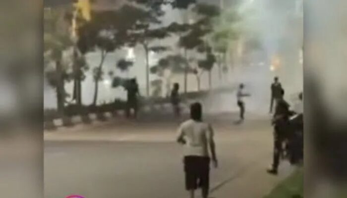 Disangka Pesta Kembang Api Ternyata Perang Petasan