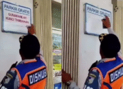 Oknum Petugas Dishub Ubah Tanda Parkir Gratis di Minimarket