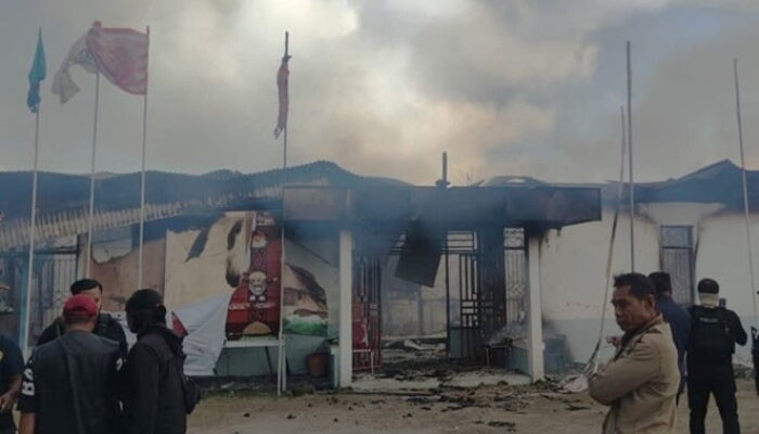 Polisi Tangkap 5 Pelaku Pembakaran Kantor KPU Papua, 4 Masih DPO