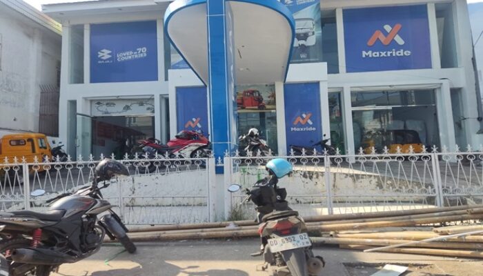 Bajaj Showroom di Makassar Diduga Langgar Aturan Pajak dan Izin Operasional