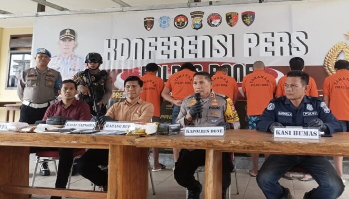 Polres Bone Gagalkan Peredaran 1,2 Kg Sabu, 6 Tersangka Termasuk ASN Diamankan