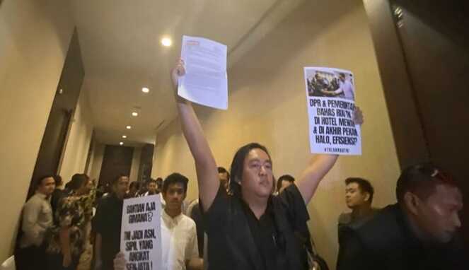 Revisi UU TNI Disahkan, YLBHI: "Kamis Hitam bagi Demokrasi Indonesia"