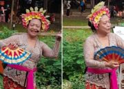 “Perempuan Penari Janger”, Ketika Puisi Menari di Panggung Tebet Eco Park