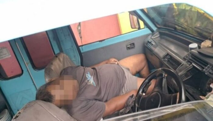 Syamsul, Pedagang Asal Panakkukang Ditemukan Tewas di Dalam Angkot