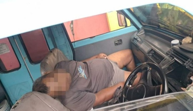 Syamsul, Pedagang Asal Panakkukang Ditemukan Tewas di Dalam Angkot