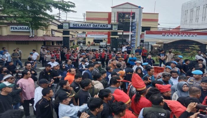 Ratusan Pengacara Nyatakan Sikap, Tuntut Copot Kasat Reskrim Makassar