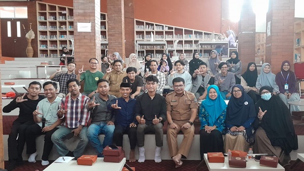 Dalam Gerakan Literasi, Guru Berperan Sebagai Inspirator dan Motivator