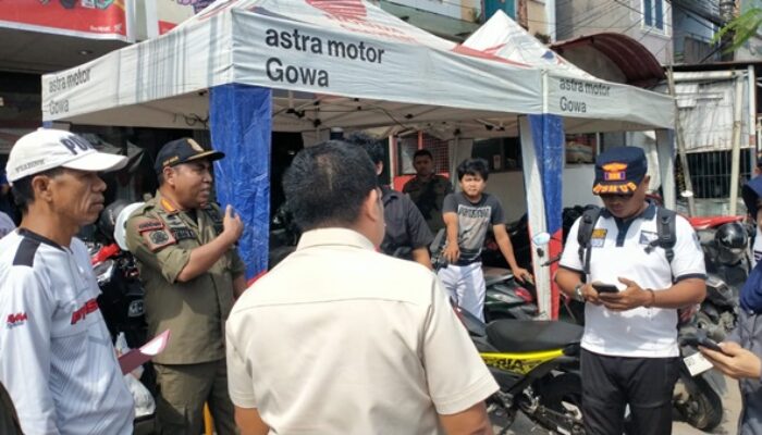 Trotoar Dicaplok Jadi Area Dagang di Gowa, Aparat Turun Tangan