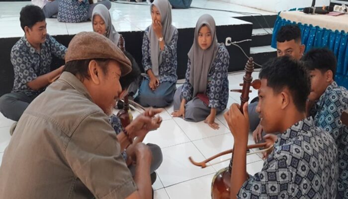 Warisan Budaya Dihidupkan, Workshop Sinrilik Buka Cakrawala Siswa SMK di Gowa