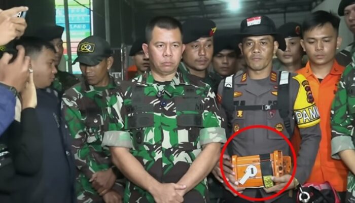 Diduga Black Box ATR 42-500, Perangkat Oranye Ditemukan dalam Radius 700 Meter