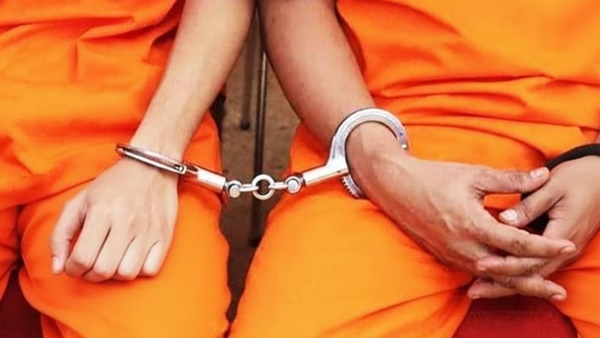 Ratusan Liter Solar Subsidi Ditimbun, Dua Pria Diciduk Polisi di Pinrang