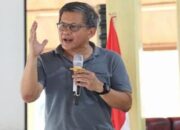 Tak Mampu Beli Buku, Anak SD Bunuh Diri, Rocky Gerung Sentil Negara Pilih Biayai Trump