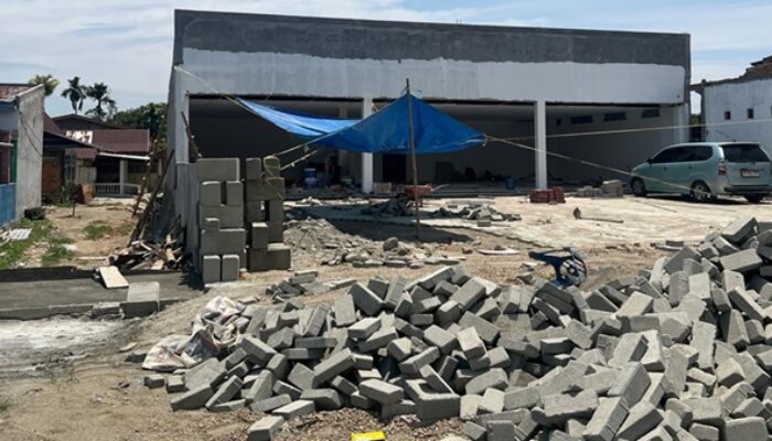 Diduga Langgar Perbup, Ritel Modern di Tanalili Lutra Tuai Penolakan Warga