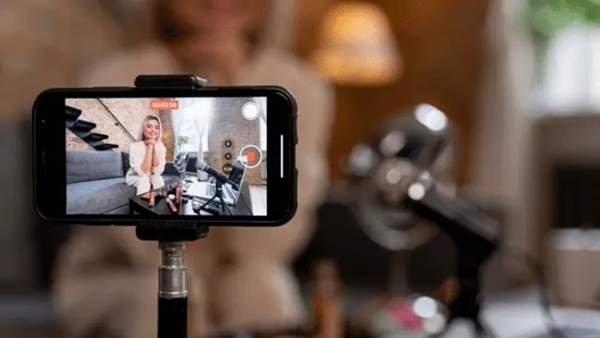 Ilustrasi Konten Kreator