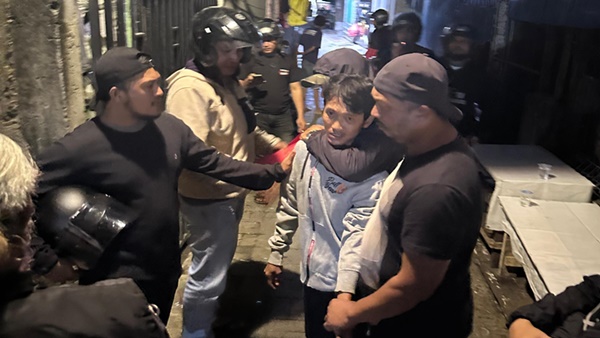 Buruh harian berinisial HR diamankan Unit Resmob Polsek Manggala setelah diduga mencekik dan mencabuli klien wanitanya dengan dalih mengambil peralatan kerja yang tertinggal di rumah korban. (Ist)