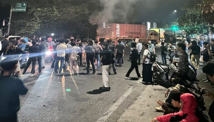 HMI Gowa Kecam Tindakan Represif Polrestabes, Demokrasi Bukan Untuk Dibungkam
