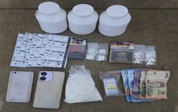 Polisi Amankan 1.083 Butir Obat Berlogo Y dari Tangan Pemuda di Maros