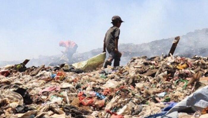 Usai TPA Disanksi, Kebijakan Sampah Makassar Dinilai Geser Beban ke Masyarakat