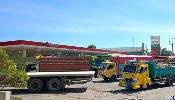 Satgas BBM Diminta Sikat Truk yang Isi Siang Hari di Sejumlah SPBU Makassar