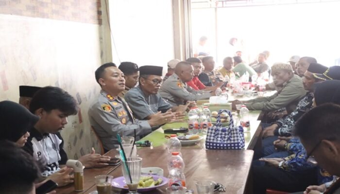 Ngopi Bareng Warga Mandai, Kapolres Maros Serap Aspirasi soal Kamtibmas