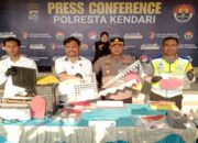 Modal Photoshop, Tiga Pemalsu STNK dan SIM di Kendari Dibekuk Polisi